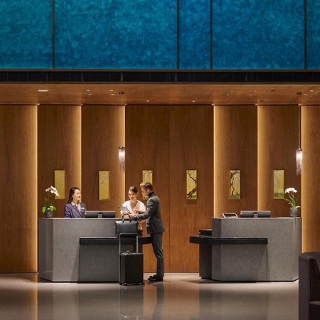 Intercontinental Kaohsiung By Ihg Ξενοδοχείο Εξωτερικό φωτογραφία The lobby of the hotel