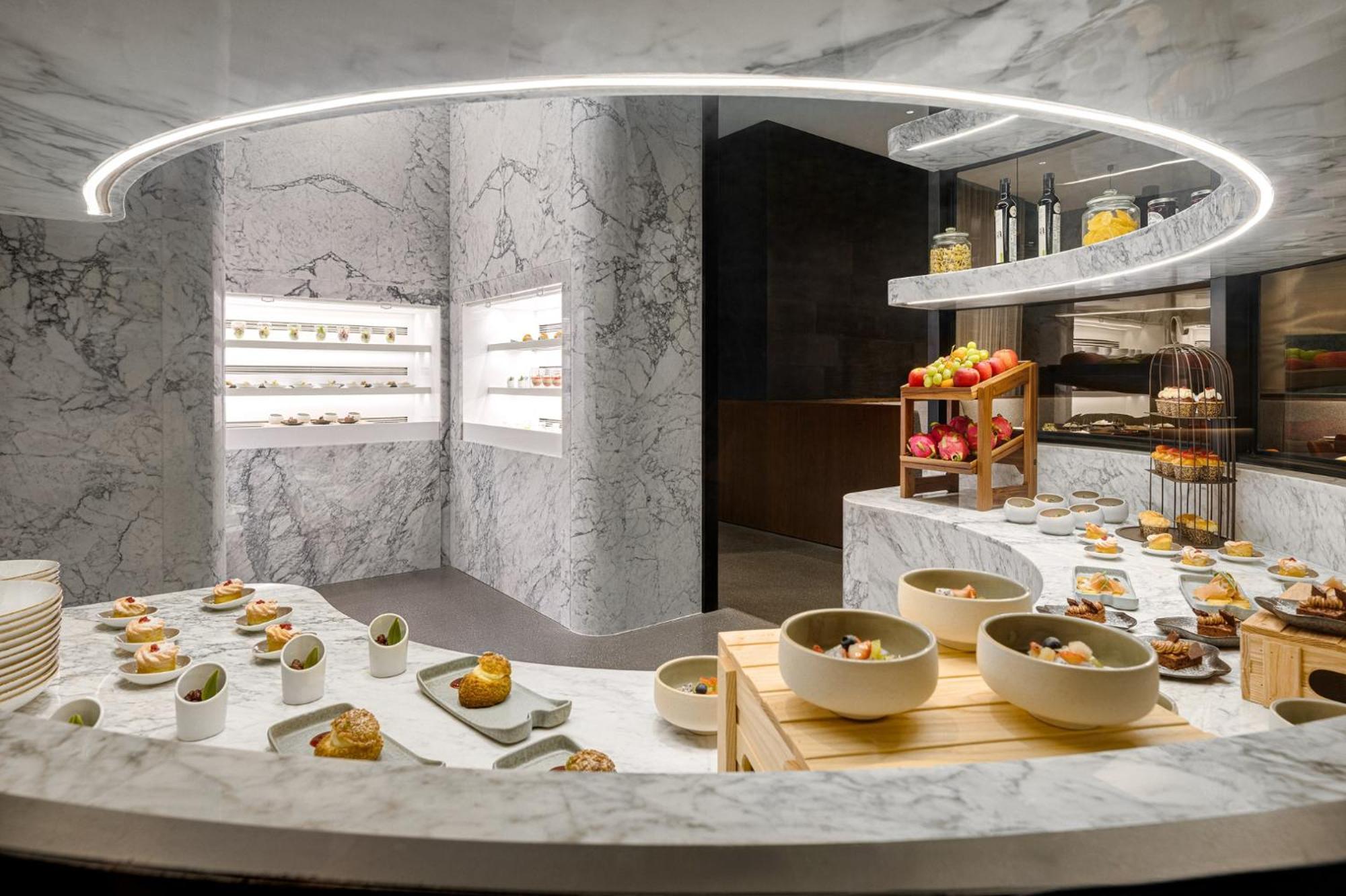 Intercontinental Kaohsiung By Ihg Ξενοδοχείο Εξωτερικό φωτογραφία The interior of the lounge
